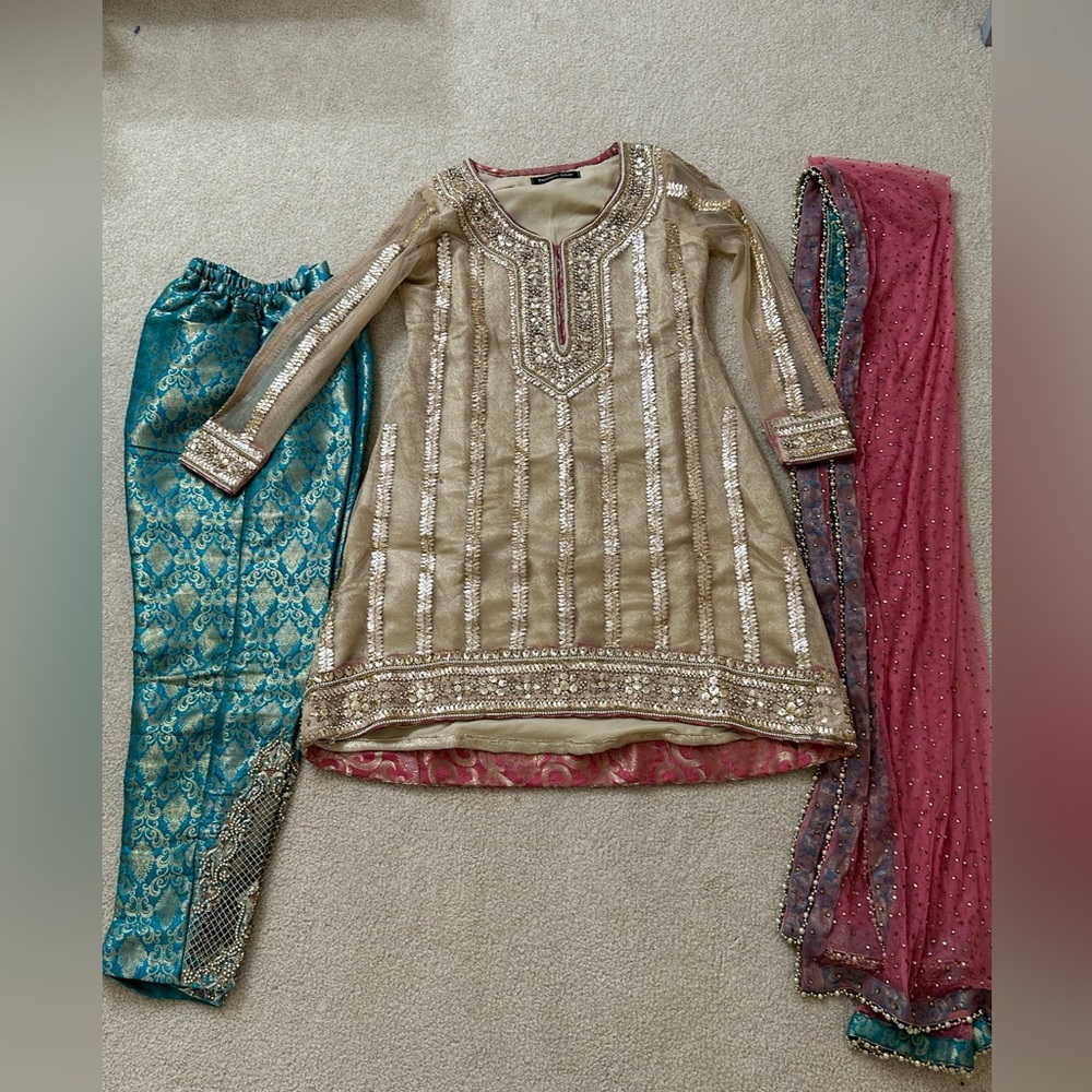 Pakistani shalwar kameez gold pink teal SIZE MEDIUM heavy Kurta w/ kaam Punjabi